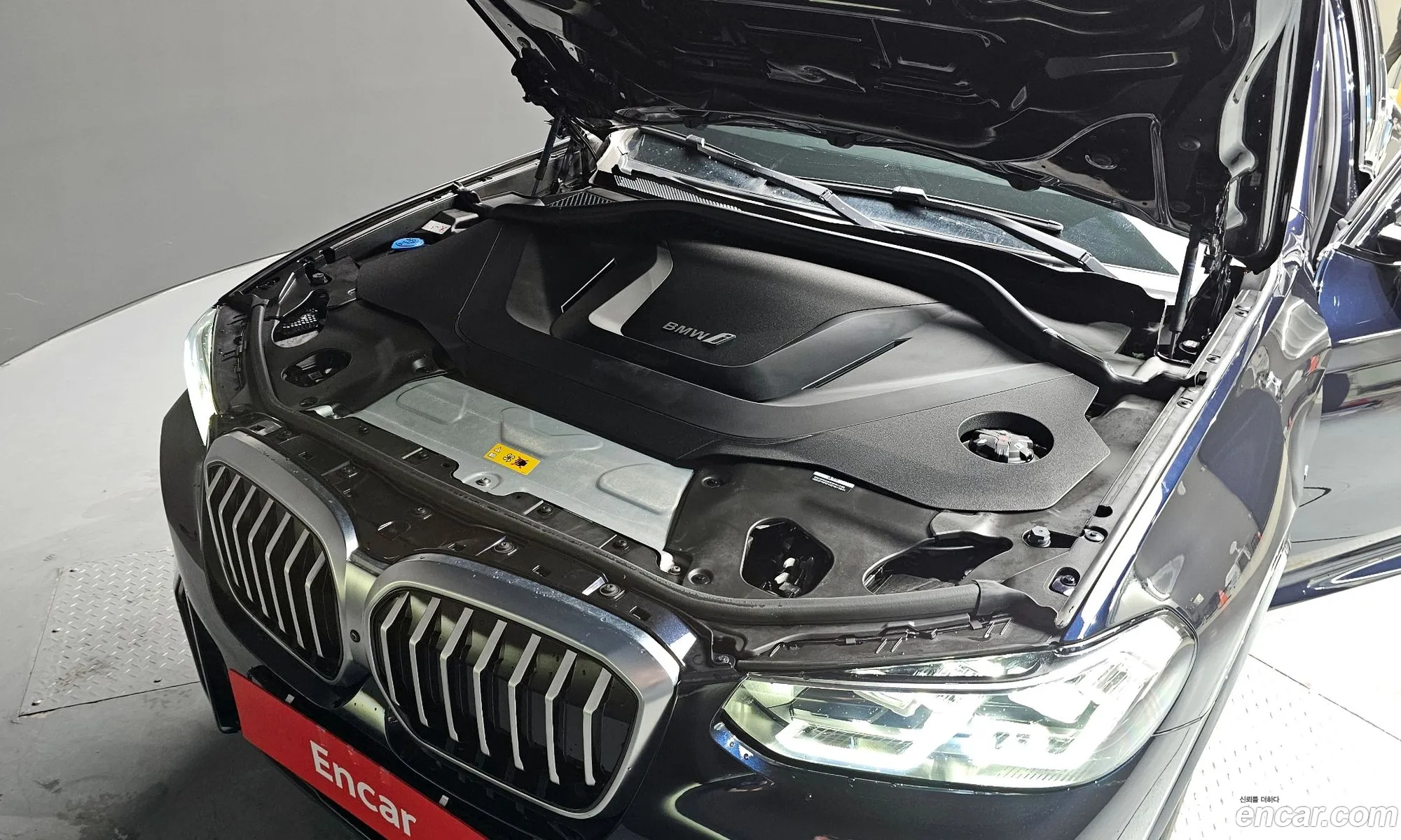BMW Ix3 M Sport - фотография 6965929