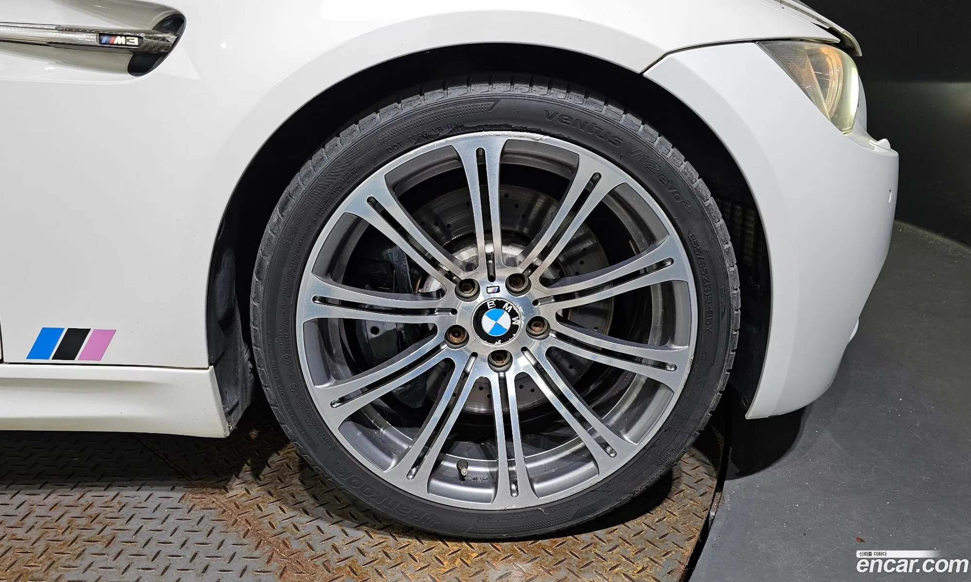 BMW M3 E90 M3 Coupe - фотография 5184803
