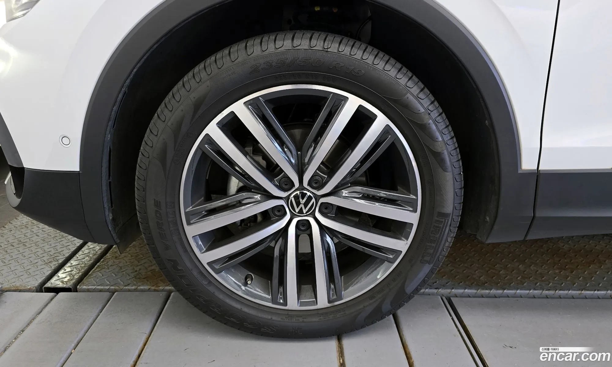 Volkswagen Tiguan 2Nd Generation 20 Tdi 4Motion Prestige - фотография 7637340