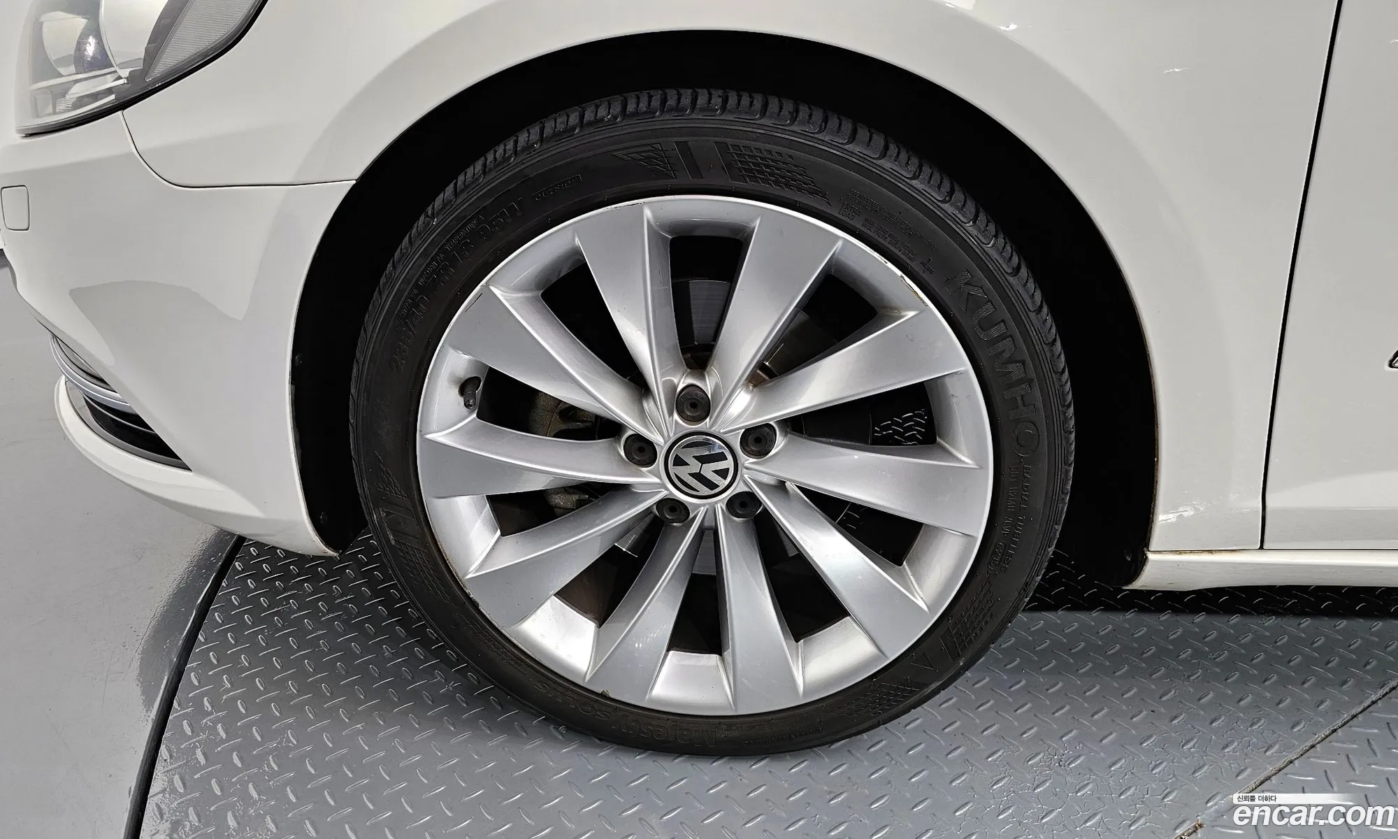 Volkswagen New Cc 20 Tdi Bluemotion - фотография 7757630