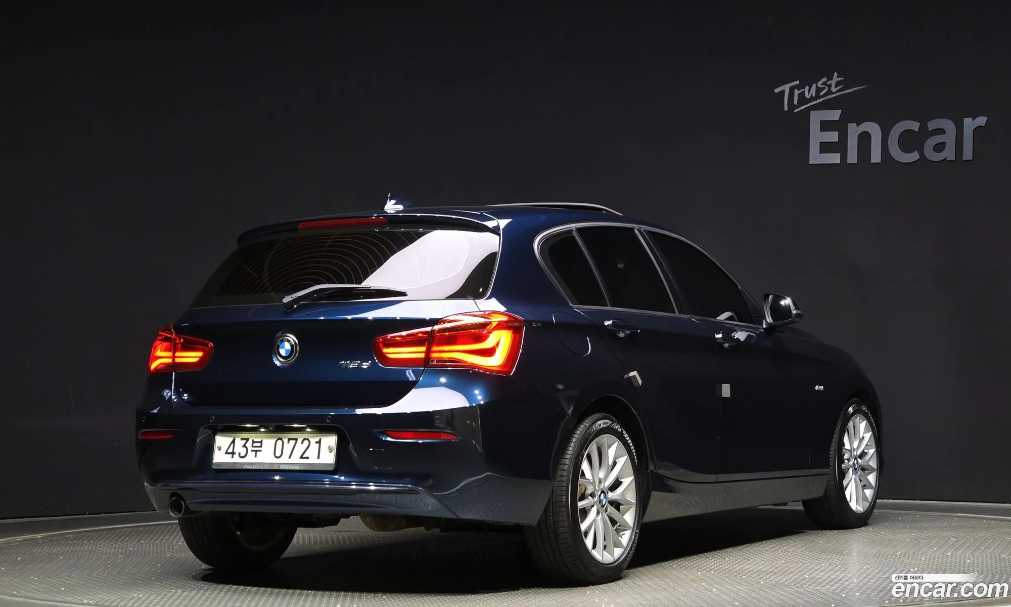 BMW 1 Series F20 118D Sports 5-Door - фотография 5092144