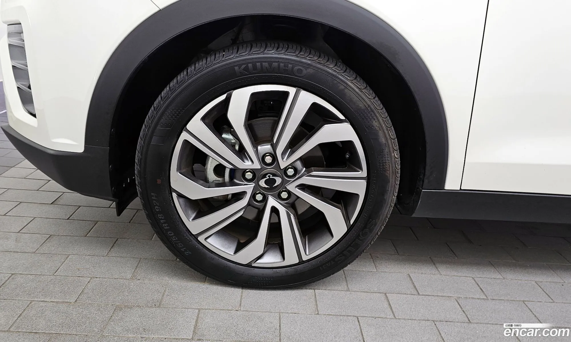 Kg Mobility Ssangyong Very New Tivoli Gasoline 15 2Wd V5 - фотография 6881220