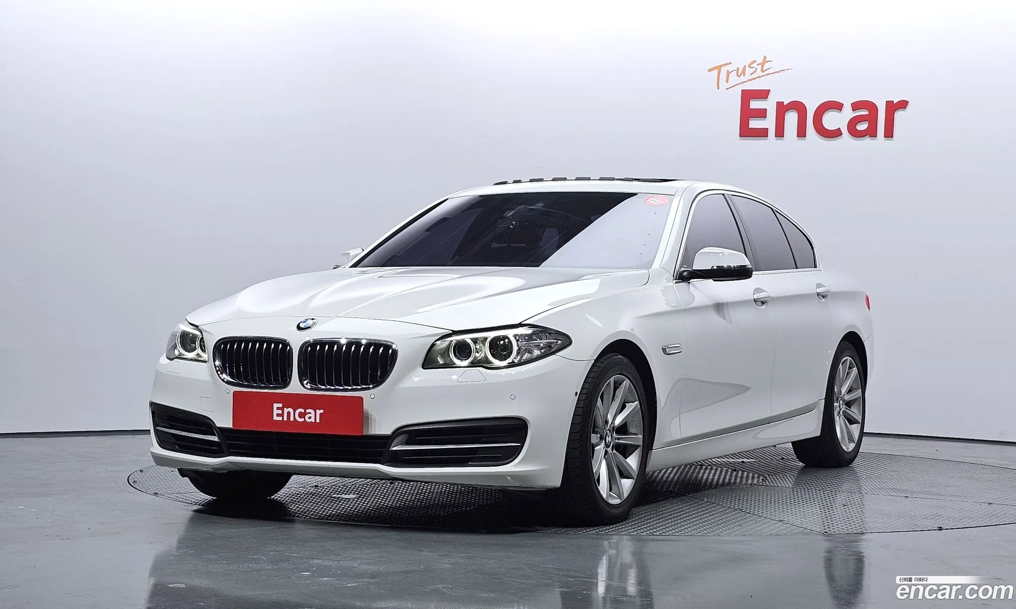 BMW 5 Series F10 528I - фотография 6955149