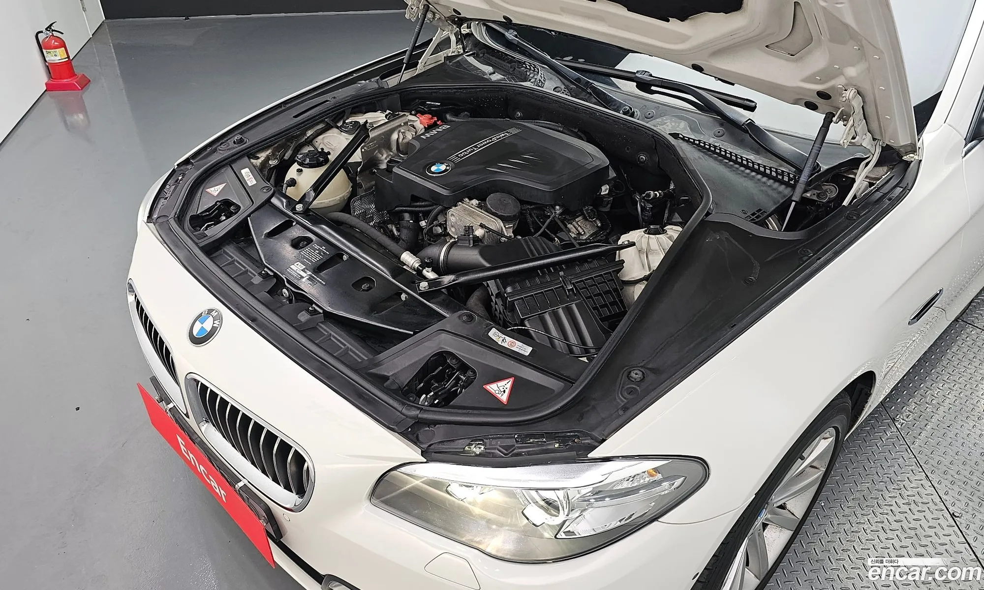 BMW 5 Series F10 528I - фотография 6955154