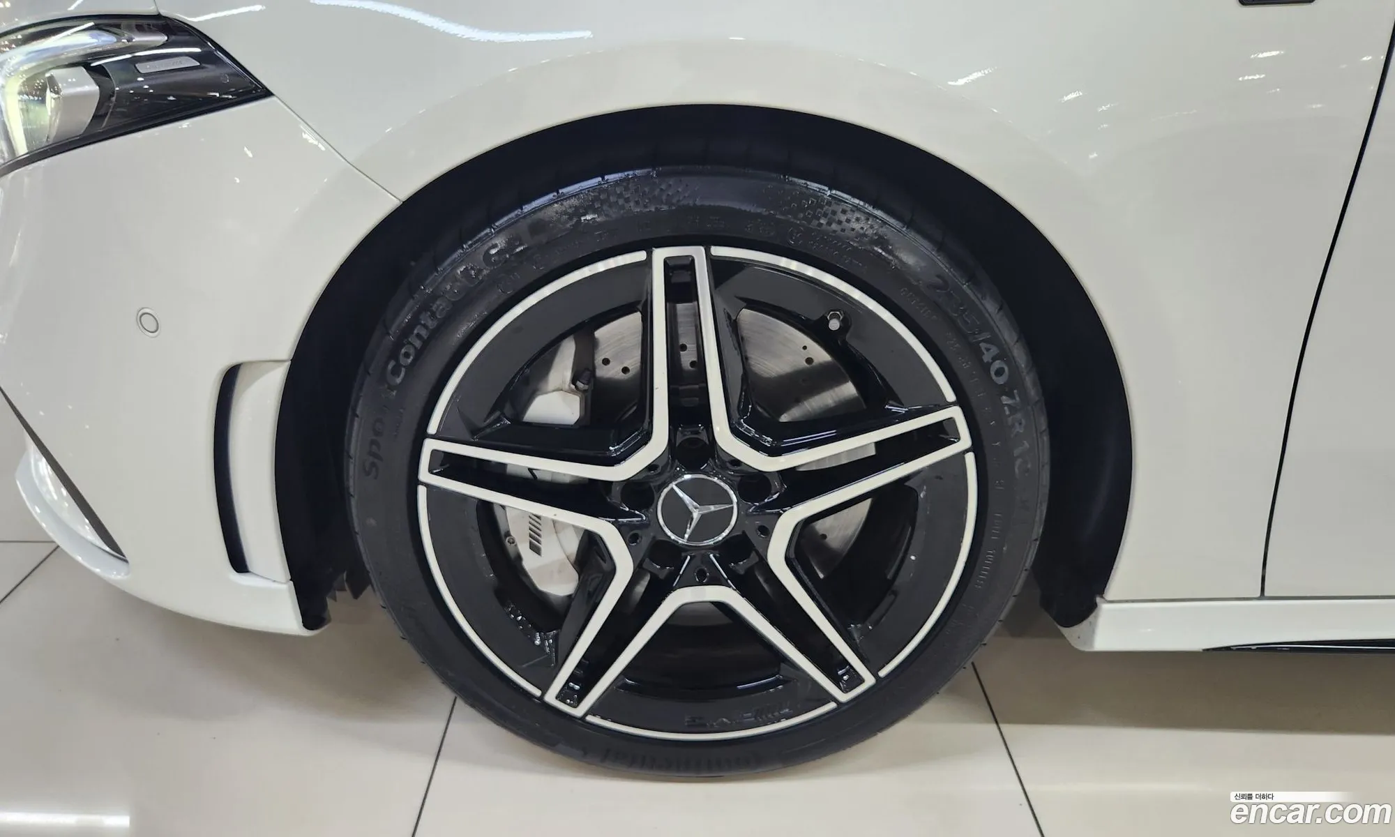 Mercedes A-Class W177 Amg A35 4Matic Sedan - фотография 19130926