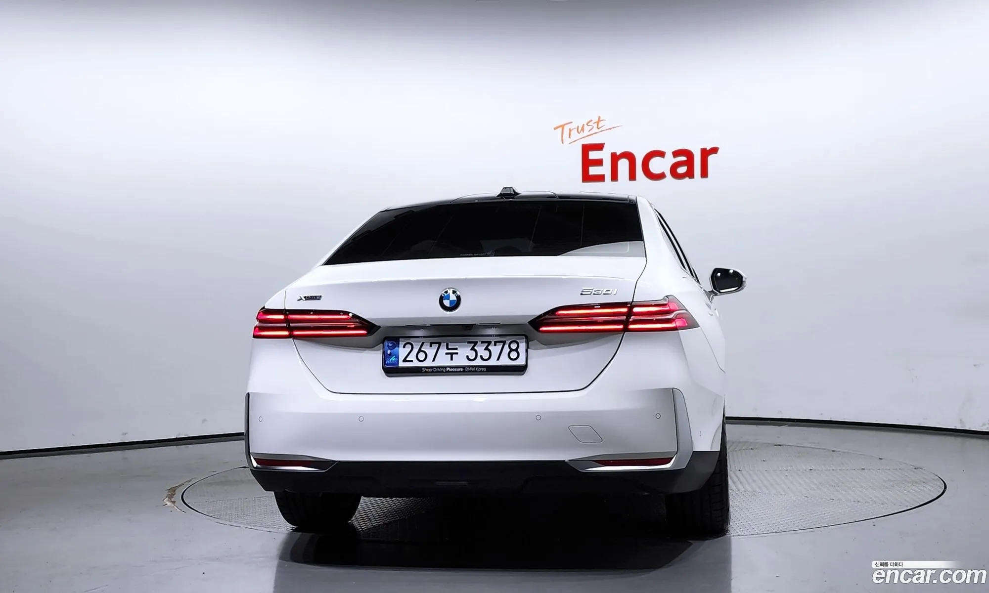 BMW 5 Series G60 530I xDrive - фотография 12325150