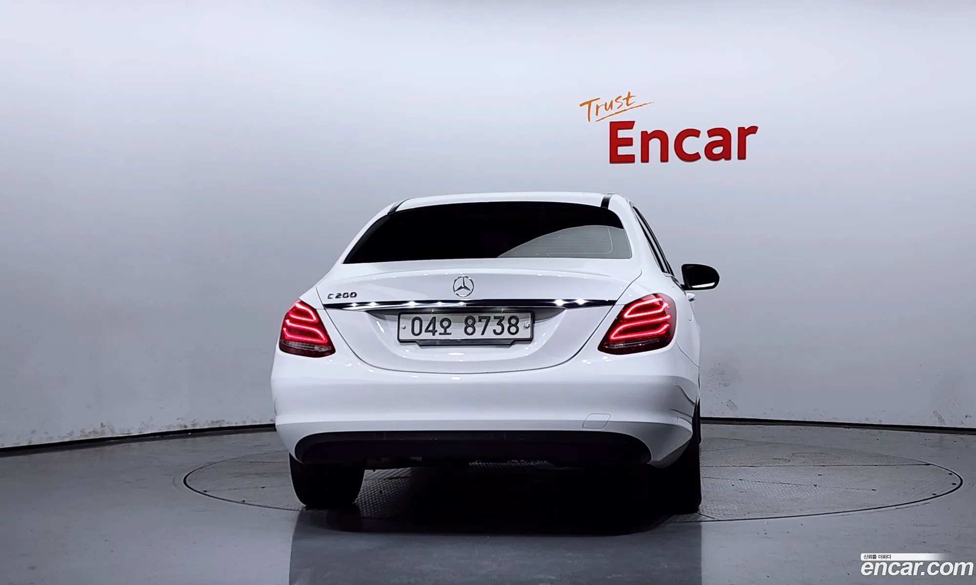Mercedes C-Class W205 C200 - фотография 19124333