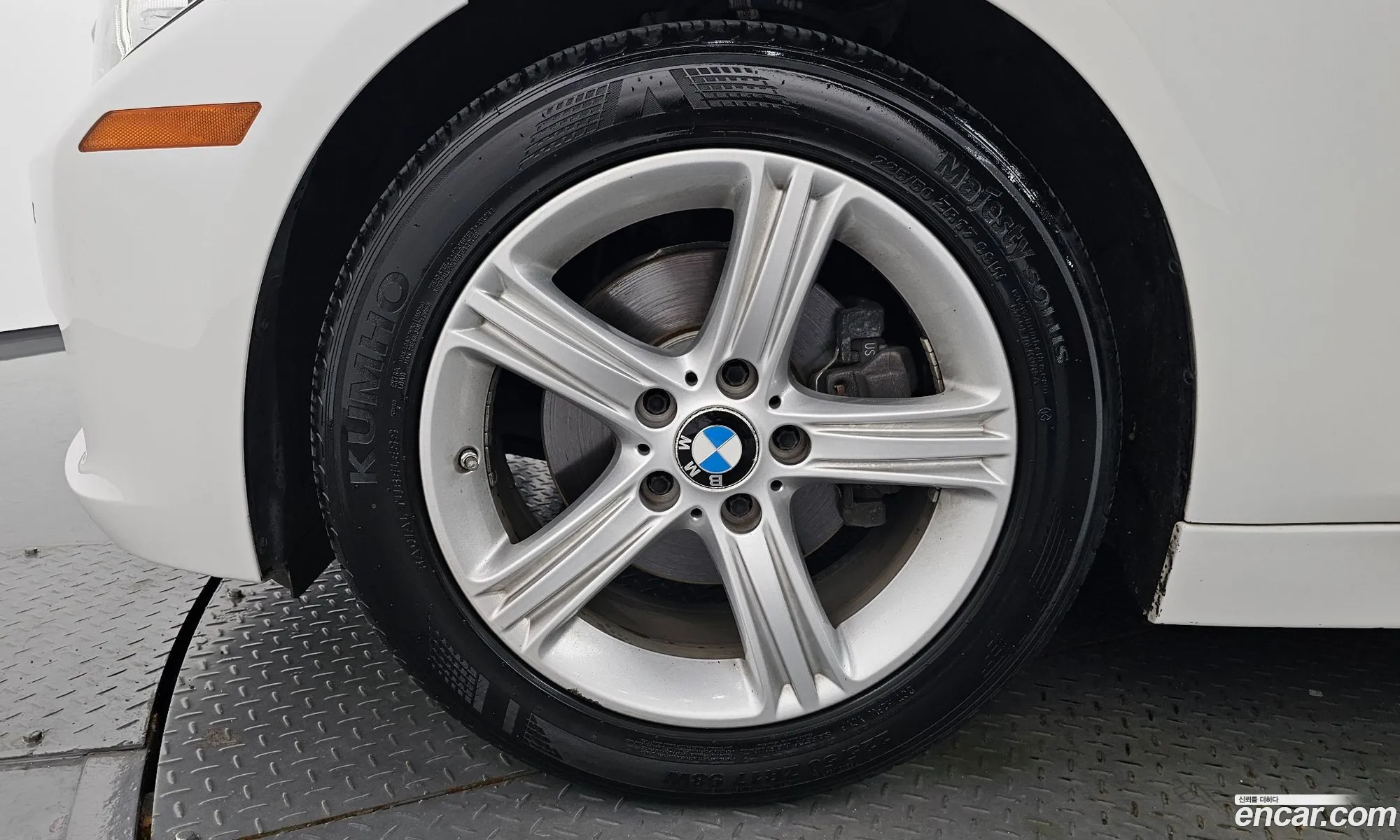 BMW 3 Series F30 320D - фотография 6585752