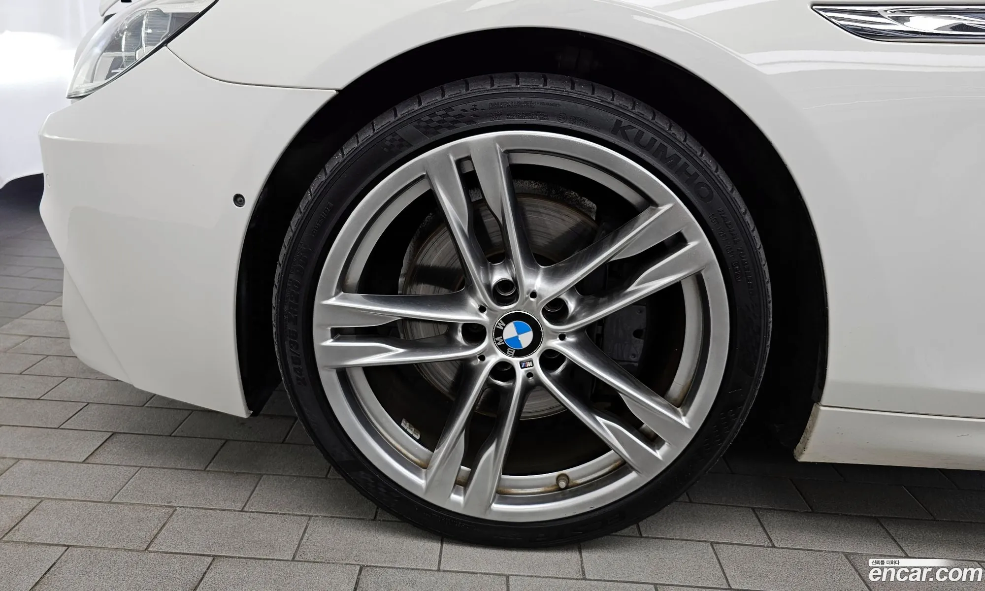 BMW 6 Series F12 640D xDrive M Sports Gran Coupe - фотография 7446200