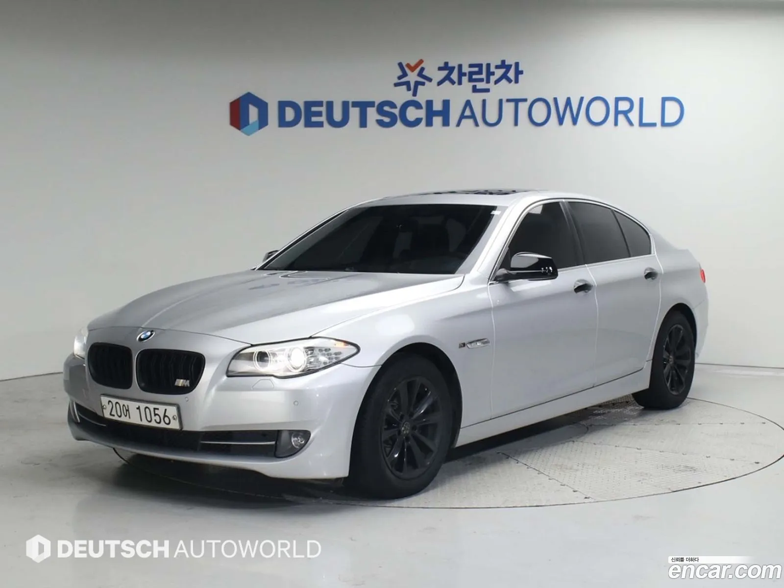 BMW 5 Series F10 520D - фотография 18659294