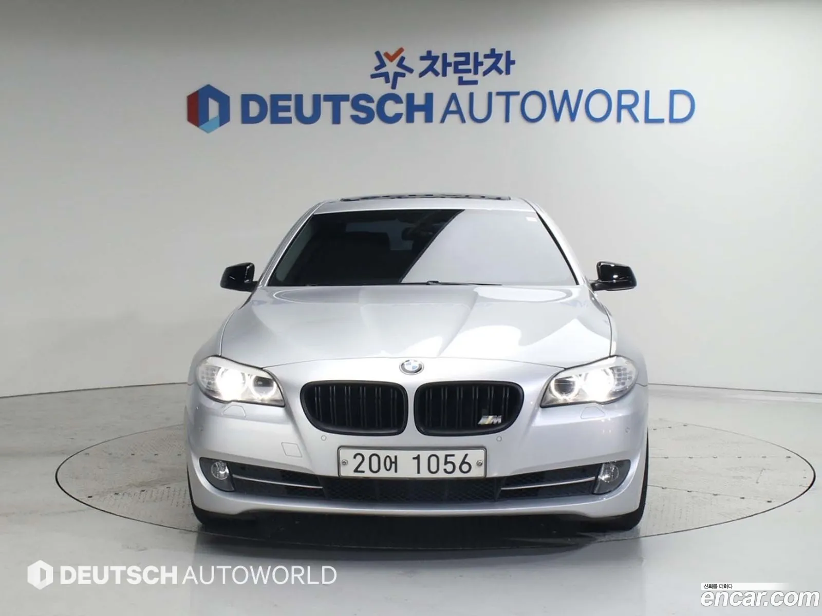 BMW 5 Series F10 520D - фотография 18659296