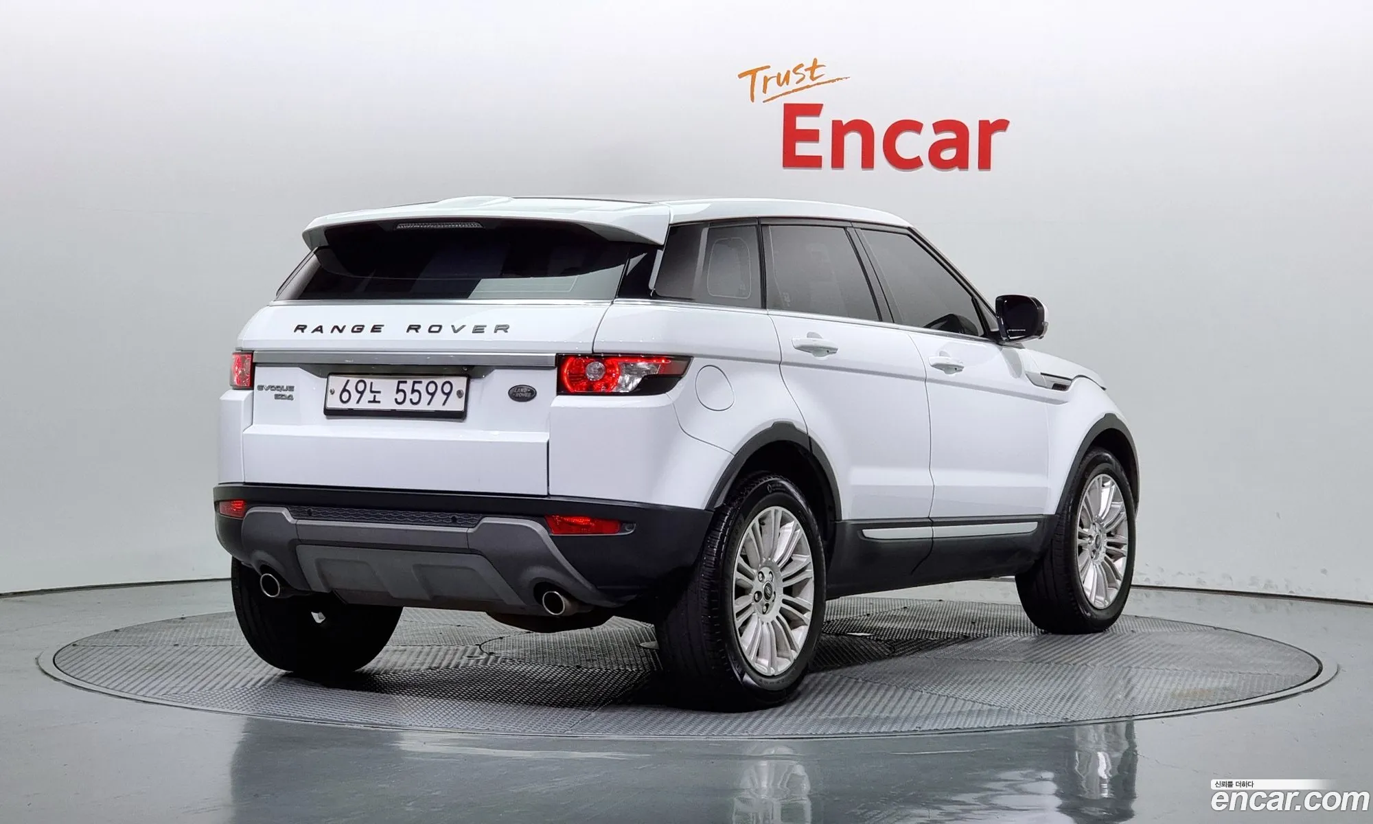 Land Rover Range Rover Evoque 22 Sd4 Prestige - фотография 7135980