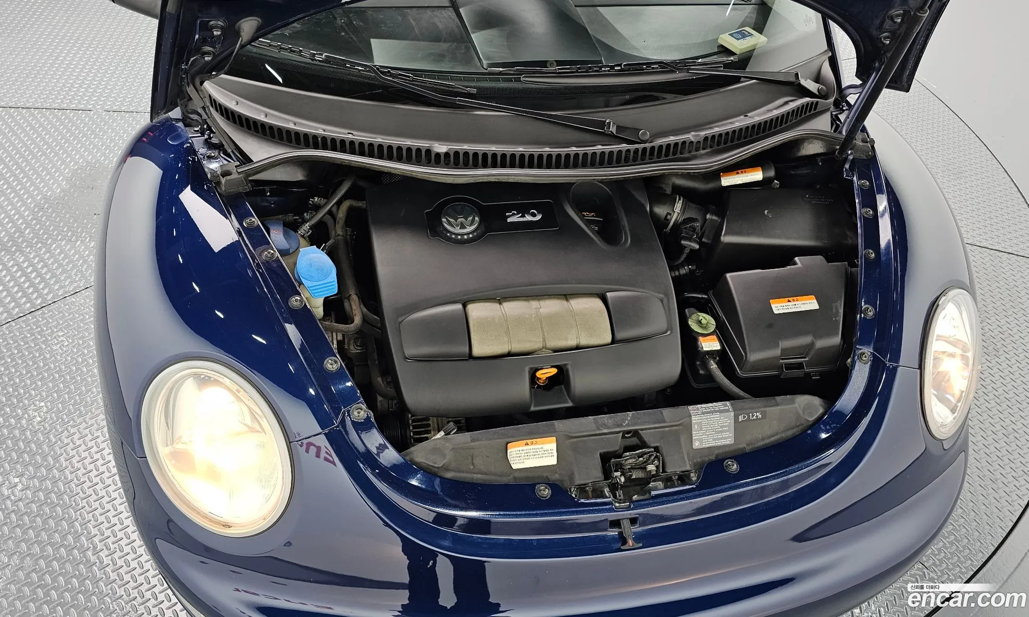 Volkswagen New Beetle Deluxe 20 9C - фотография 8349309