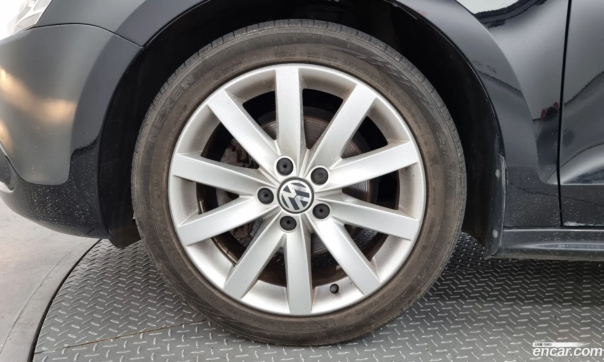 Volkswagen New Jetta 20 Tdi 6Th Generation - фотография 7785216