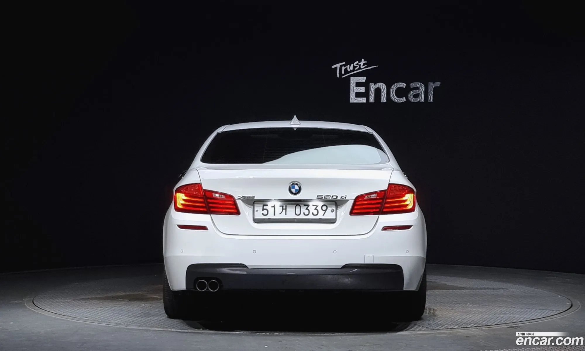 BMW 5 Series F10 520D xDrive M Aerodynamics - фотография 7446187