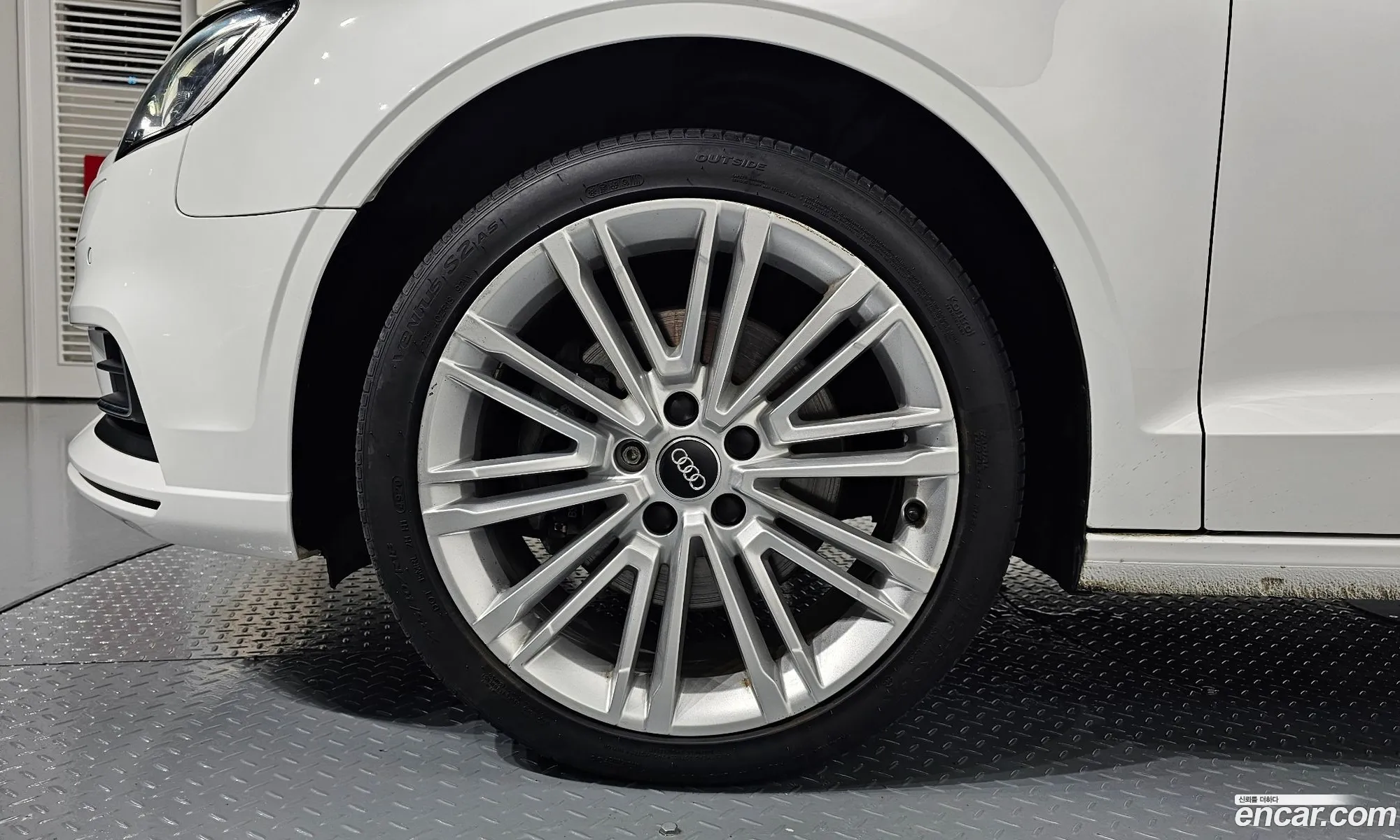Audi New A3 40 Tfsi 8V - фотография 172366