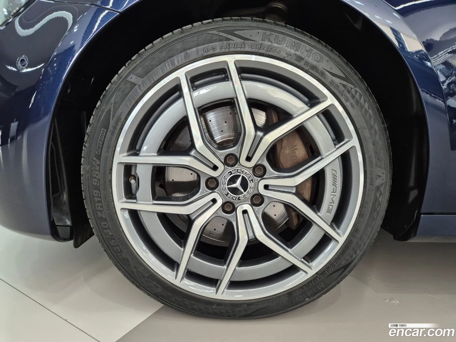 Mercedes E-Class W213 E220D 4Matic Amg Line - фотография 19112745