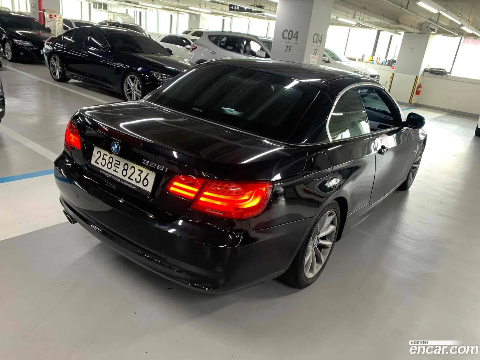 BMW 3 Series E90 328I Convertible - фотография 6615536