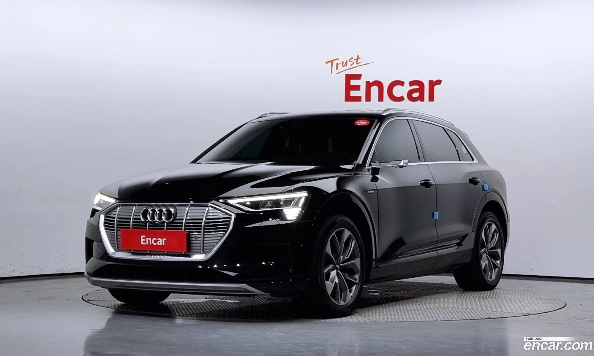 Audi E-Tron 55 Quattro - фотография 333579