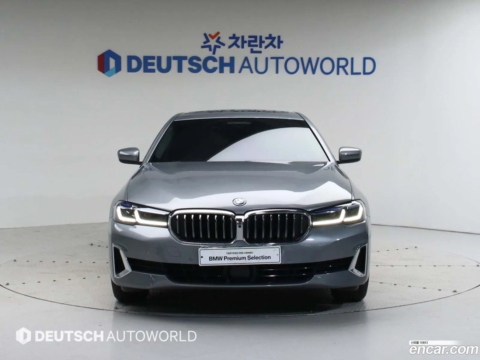 BMW 5 Series G30 530E Luxury - фотография 5682532
