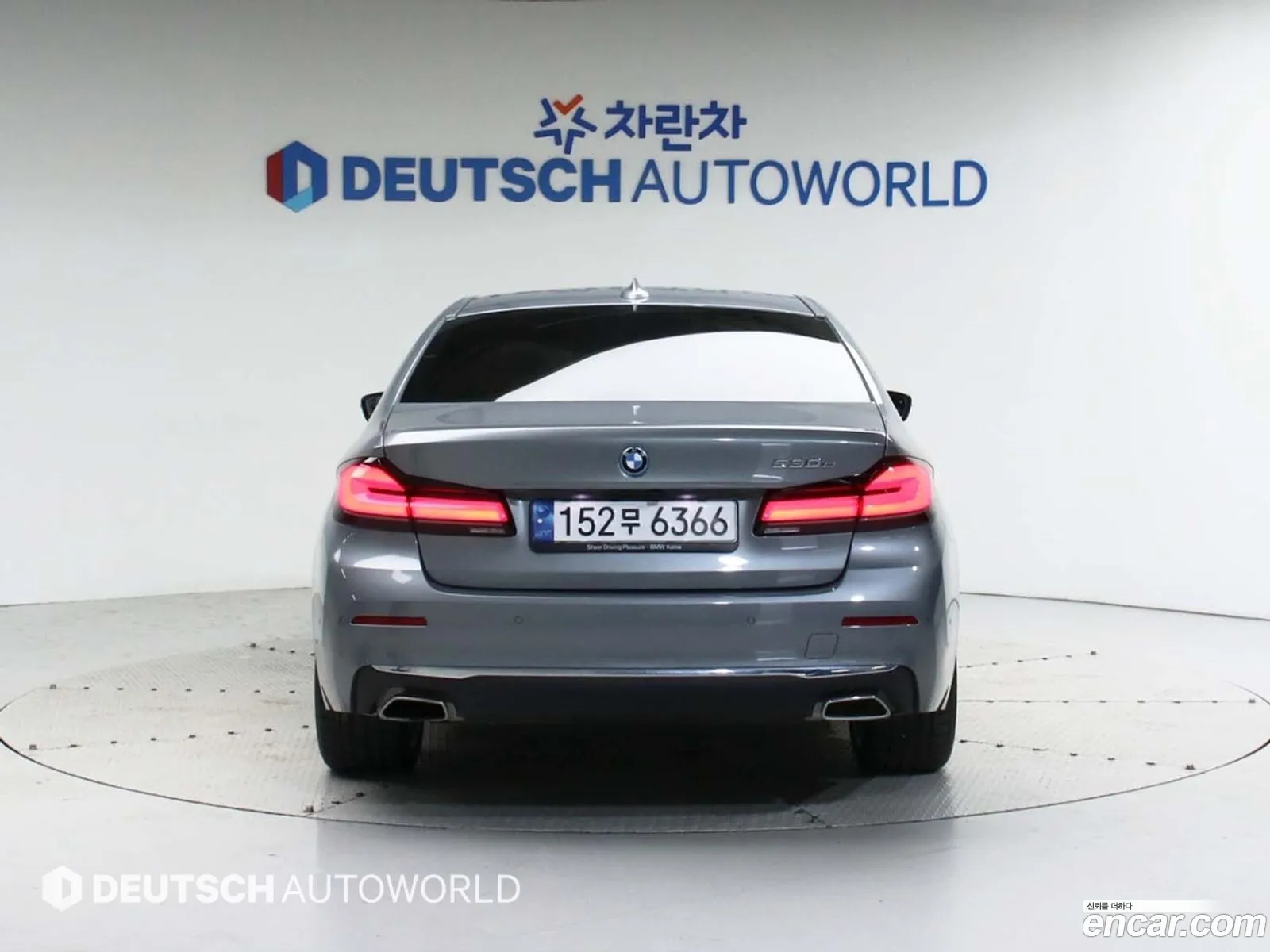 BMW 5 Series G30 530E Luxury - фотография 5682533