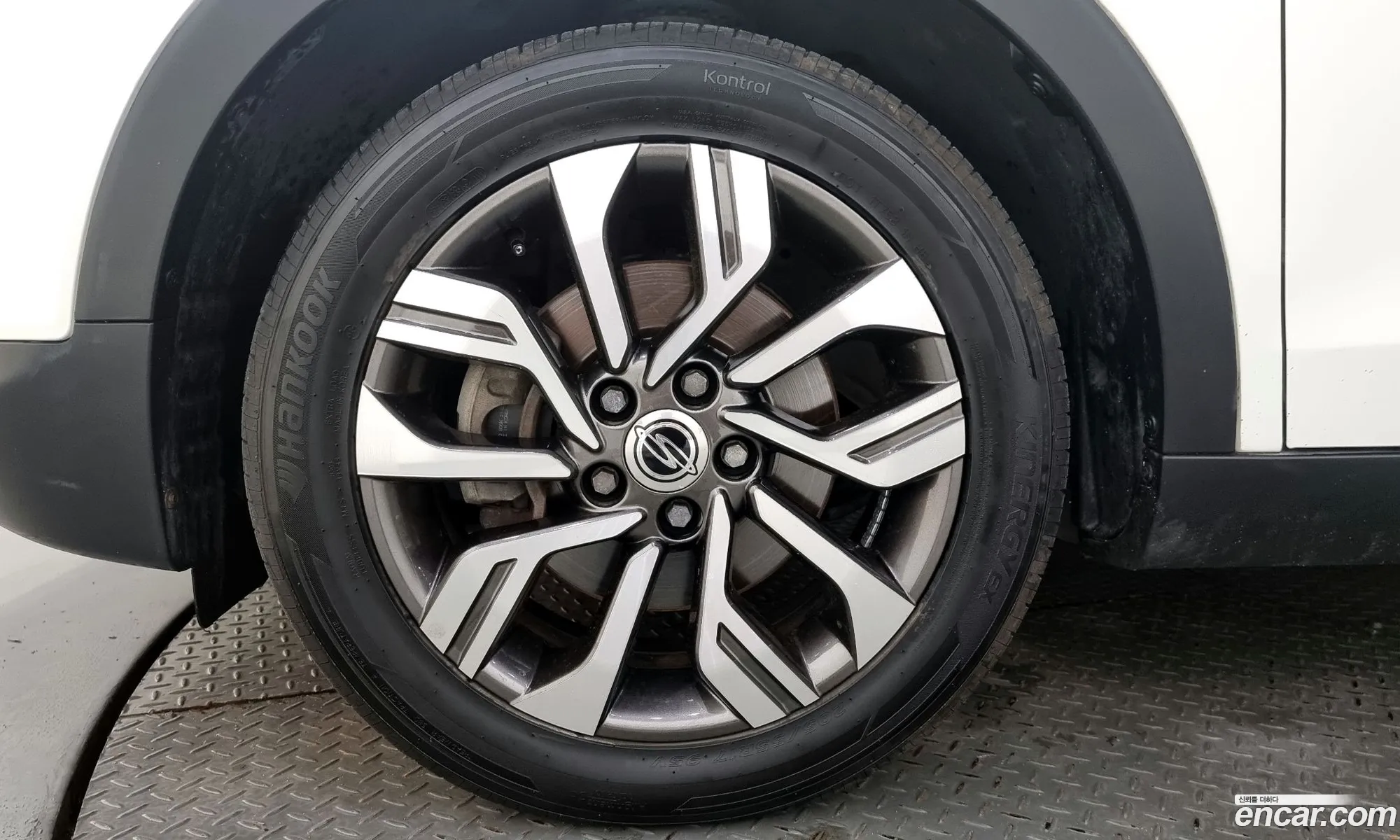 Kg Mobility Ssangyong Tivoli Air 16 Ix 2Wd - фотография 8447345