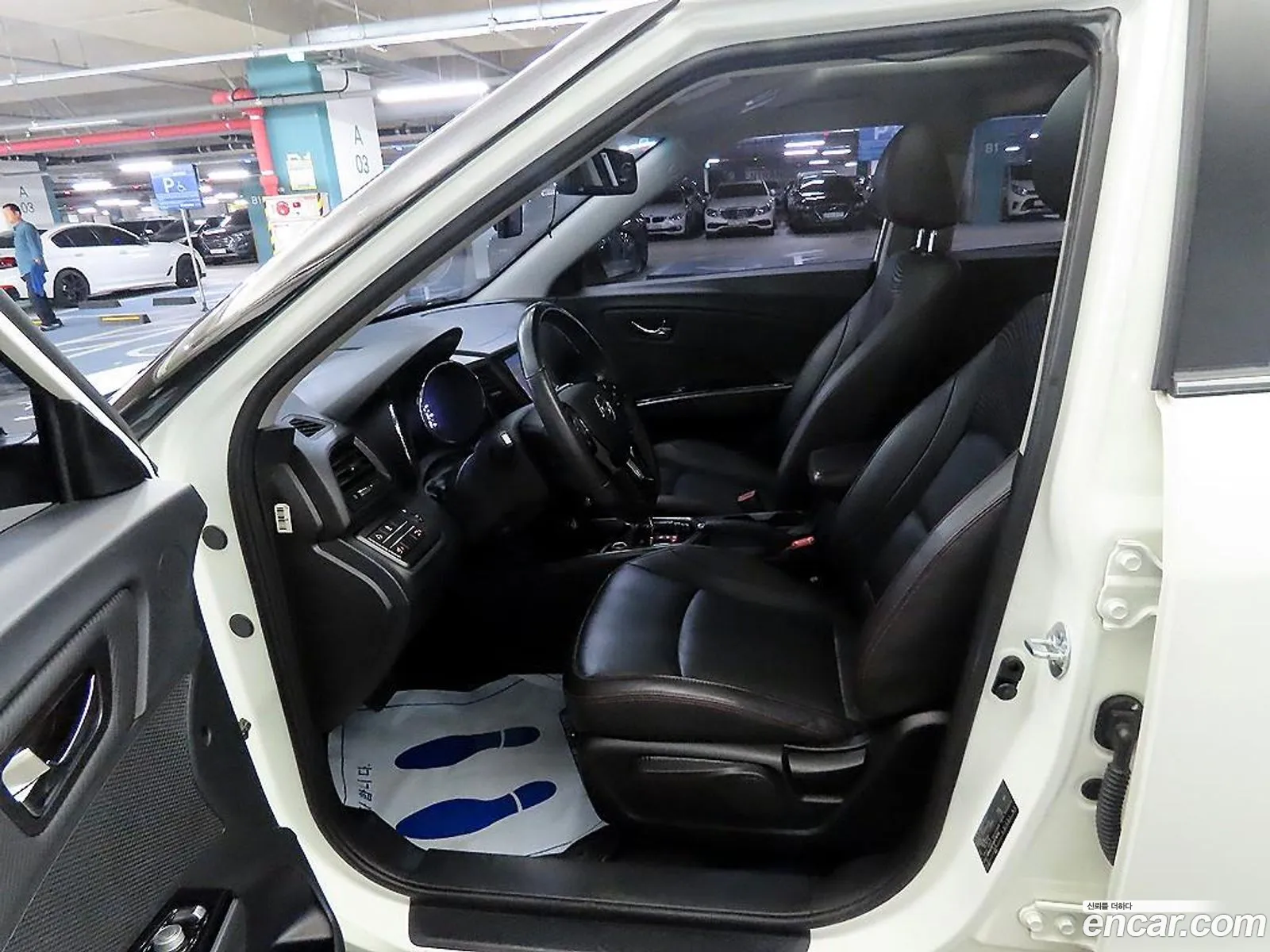 Kg Mobility Ssangyong Tivoli Air Diesel Ax 2Wd - фотография 5828334