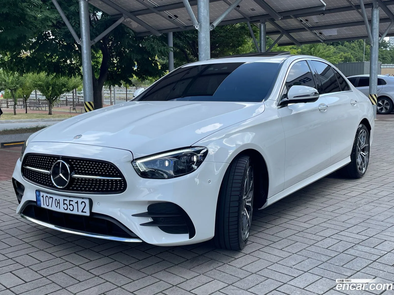 Mercedes E-Class W213 E220D 4Matic Amg Line - фотография 19074961
