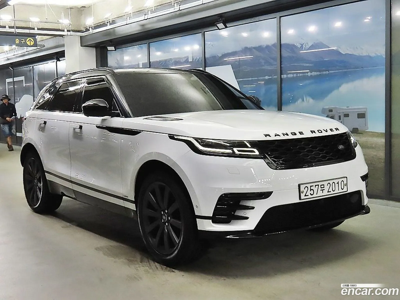 Land Rover Range Rover Velar 30 D300 R-Dynamic Hse - фотография 6996972