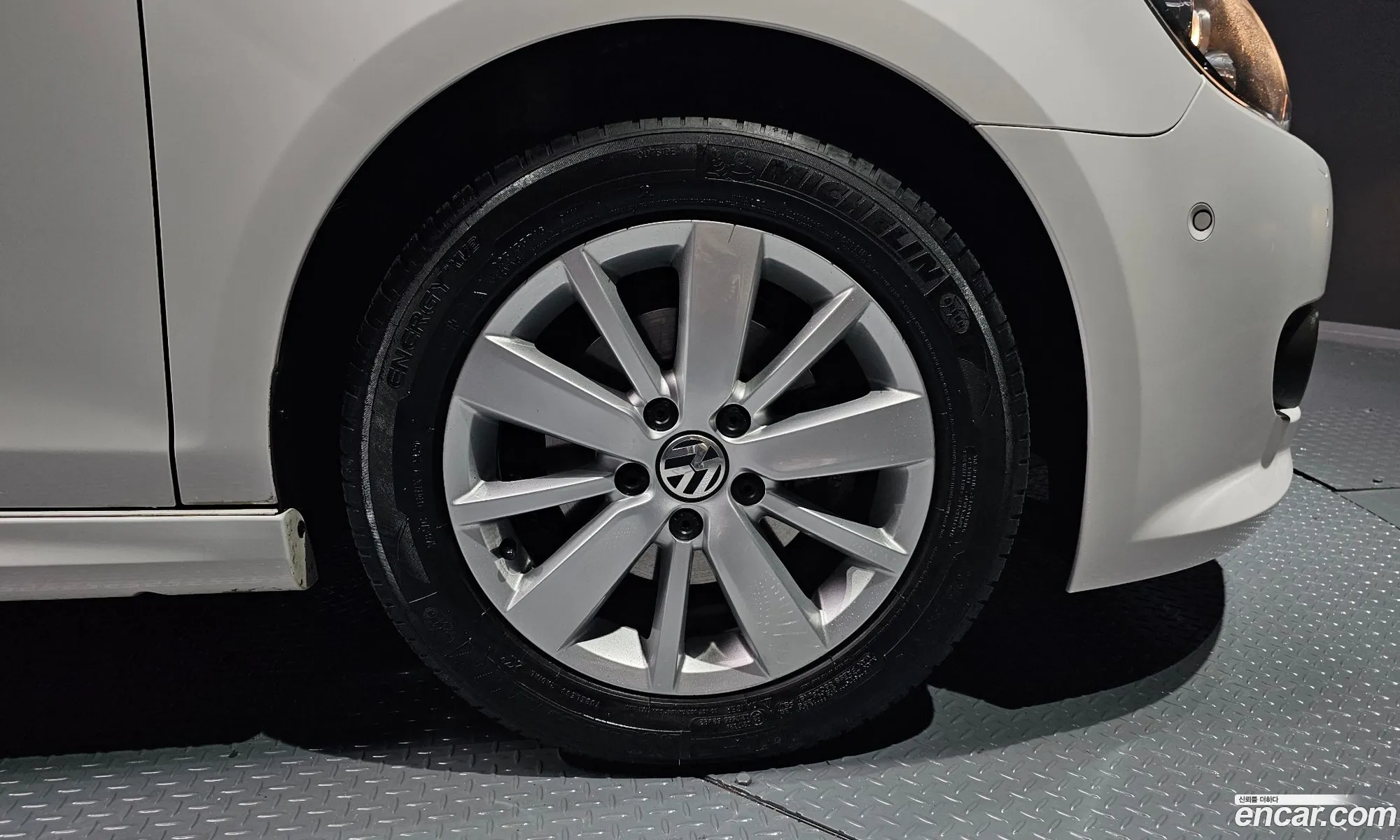 Volkswagen Golf 6Th Generation 16 Tdi Bluemotion Style Edition - фотография 8317454