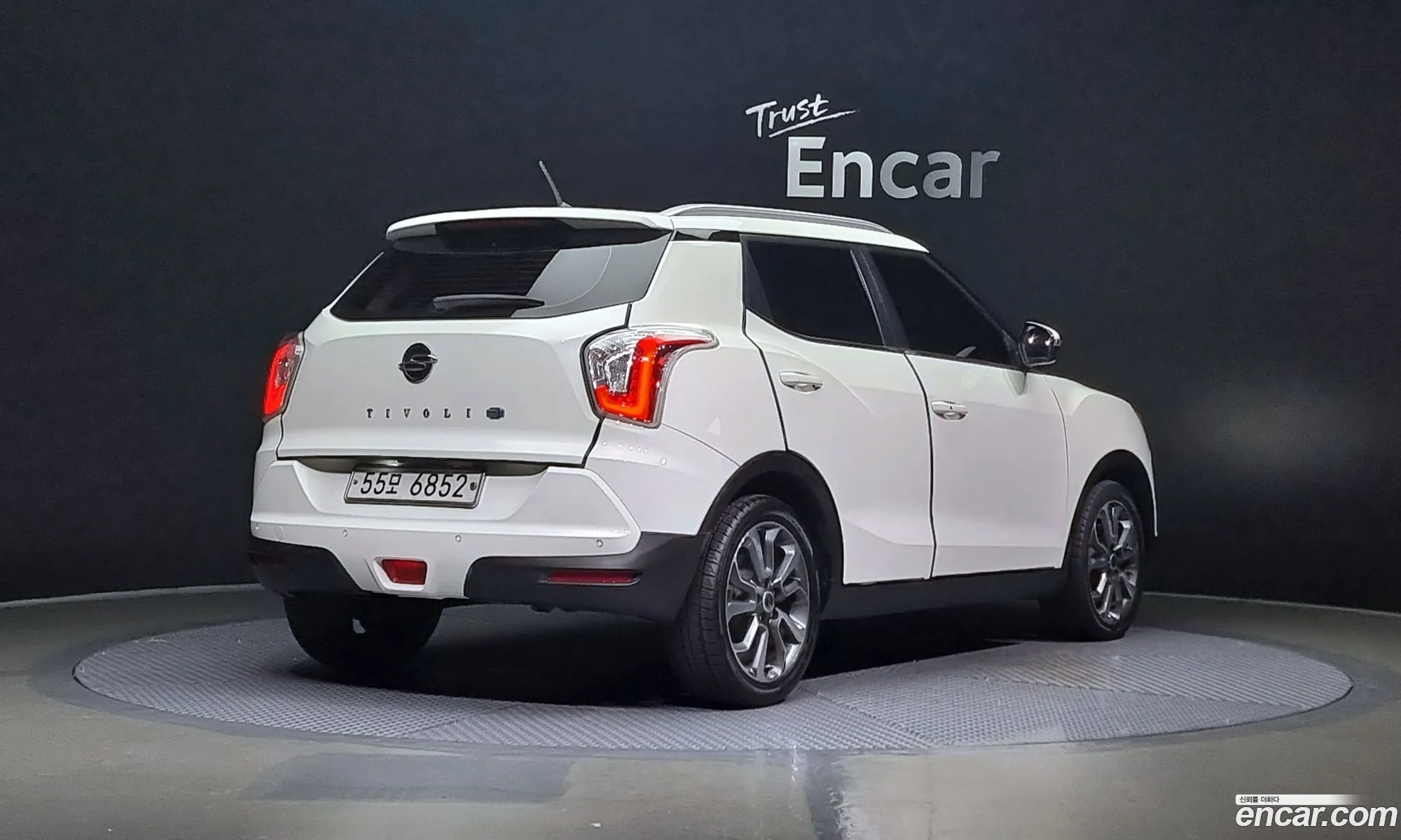Kg Mobility Ssangyong Tivoli Diesel Vx 2Wd - фотография 8494253
