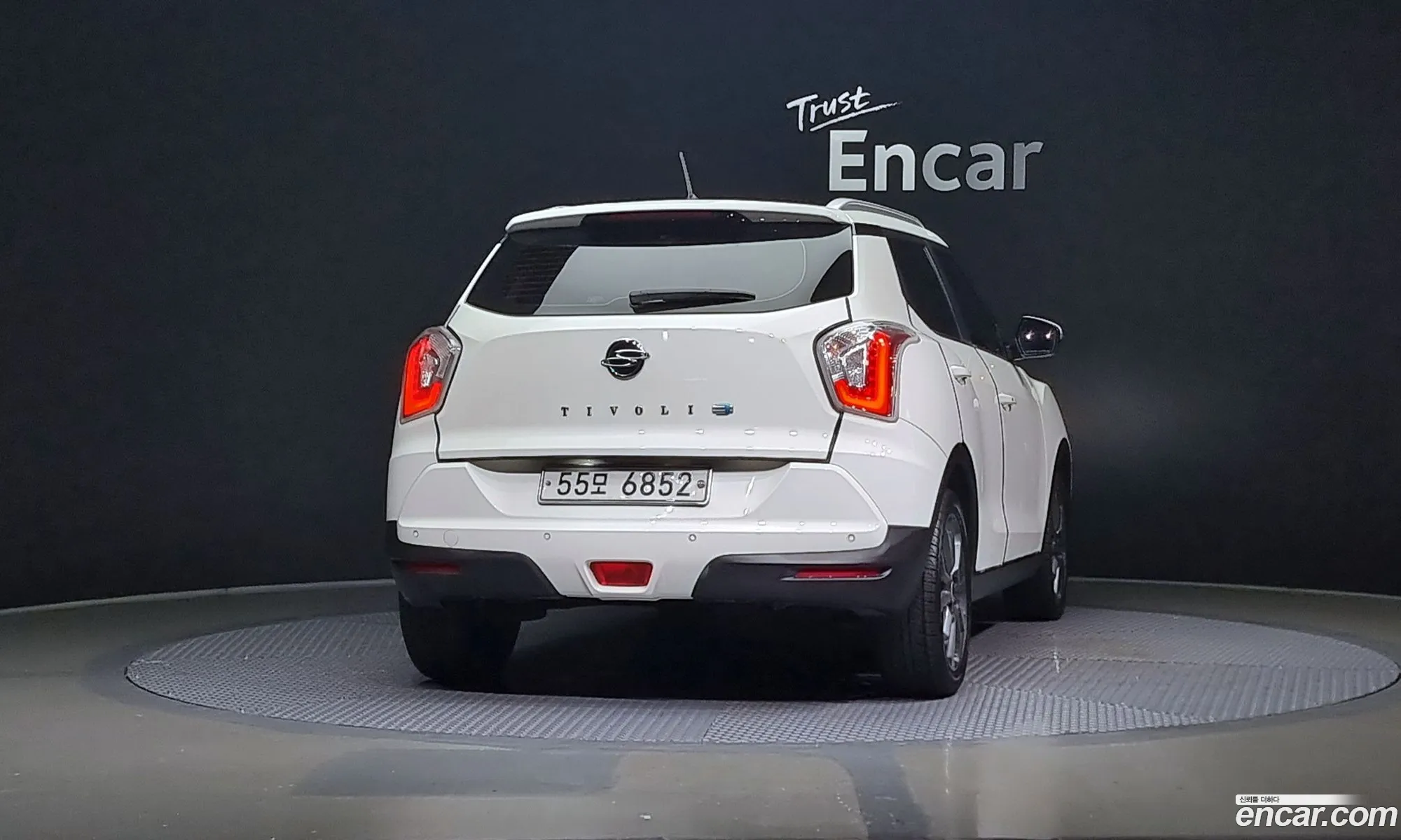 Kg Mobility Ssangyong Tivoli Diesel Vx 2Wd - фотография 8494255