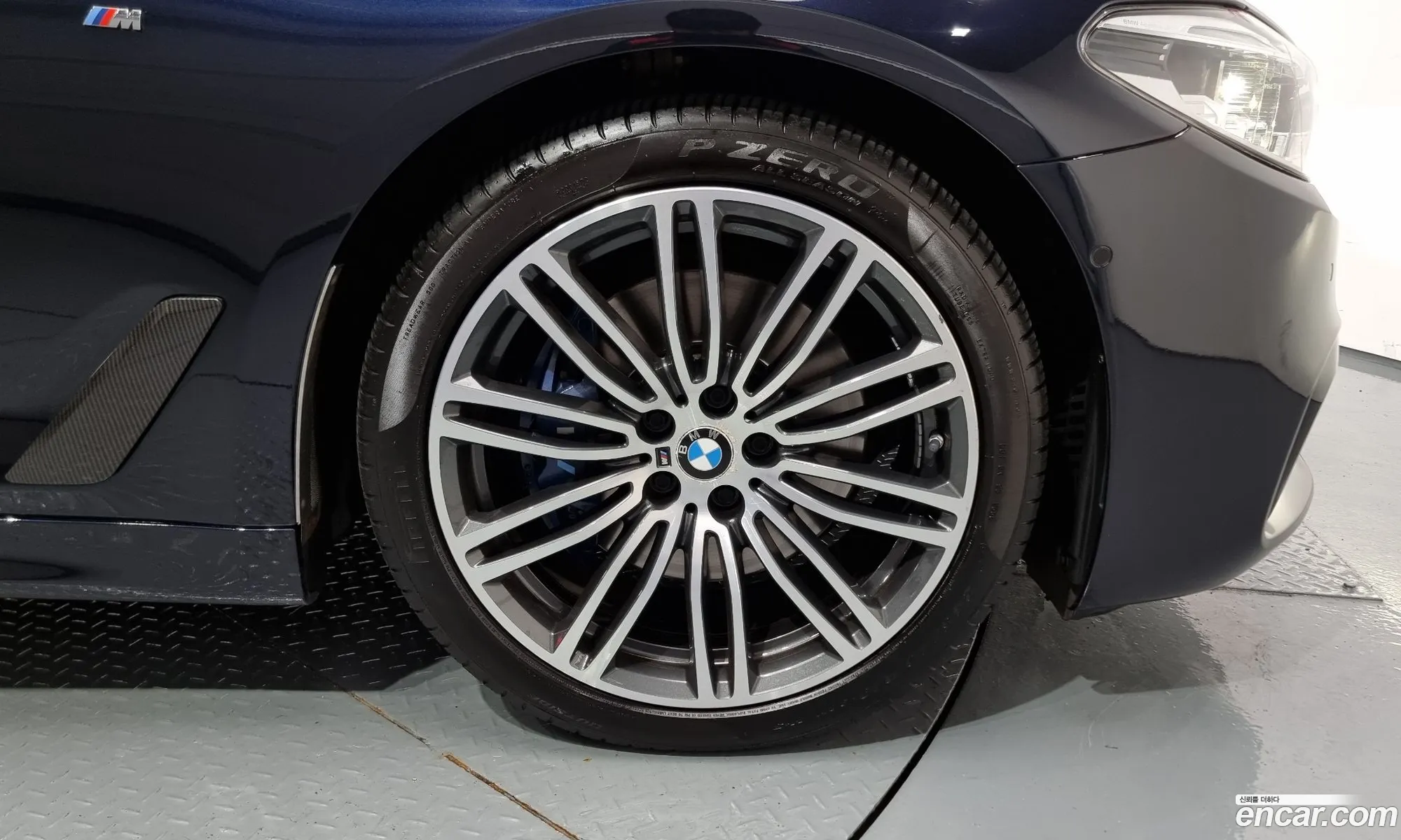 BMW 5 Series G30 530I xDrive M Sport Plus - фотография 5092232