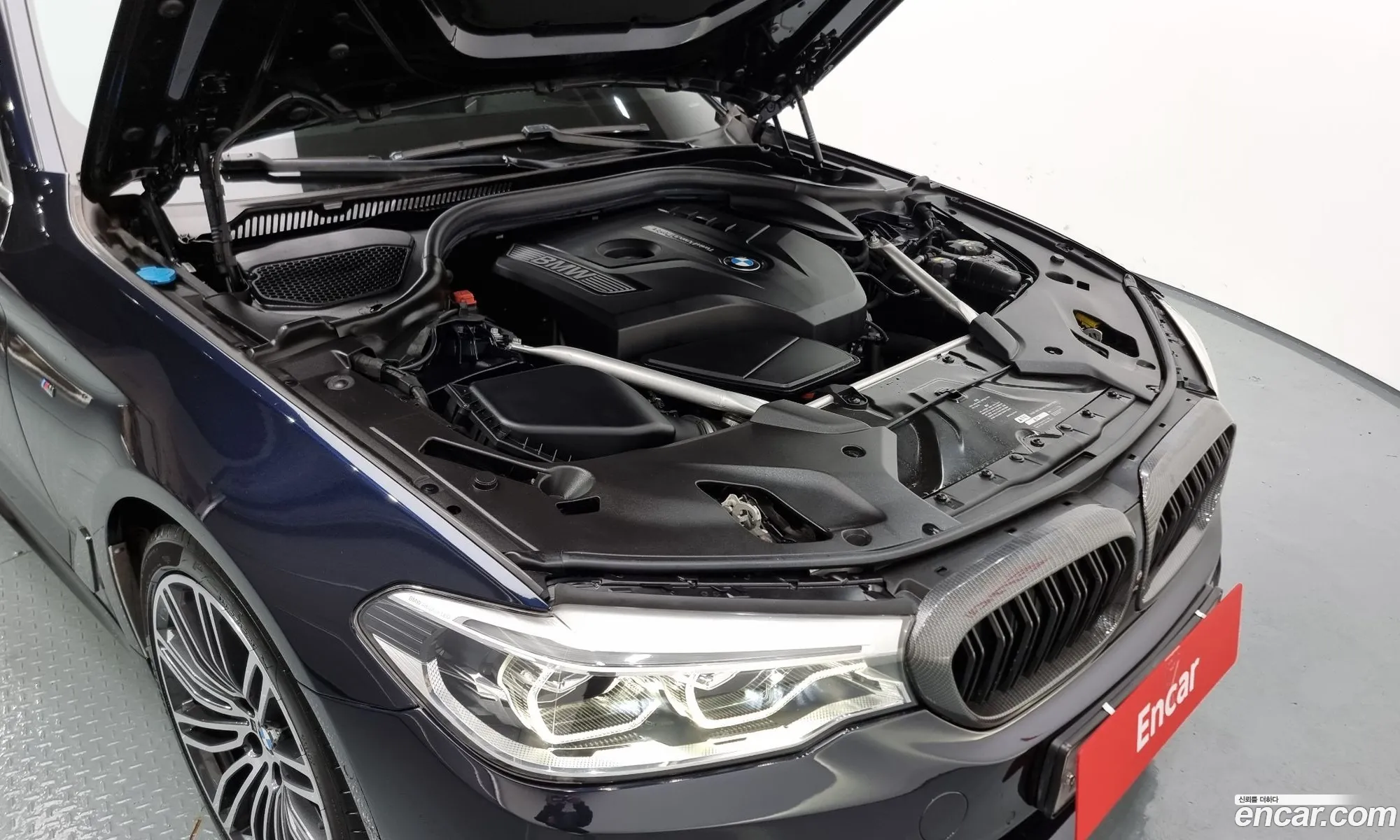 BMW 5 Series G30 530I xDrive M Sport Plus - фотография 5092233