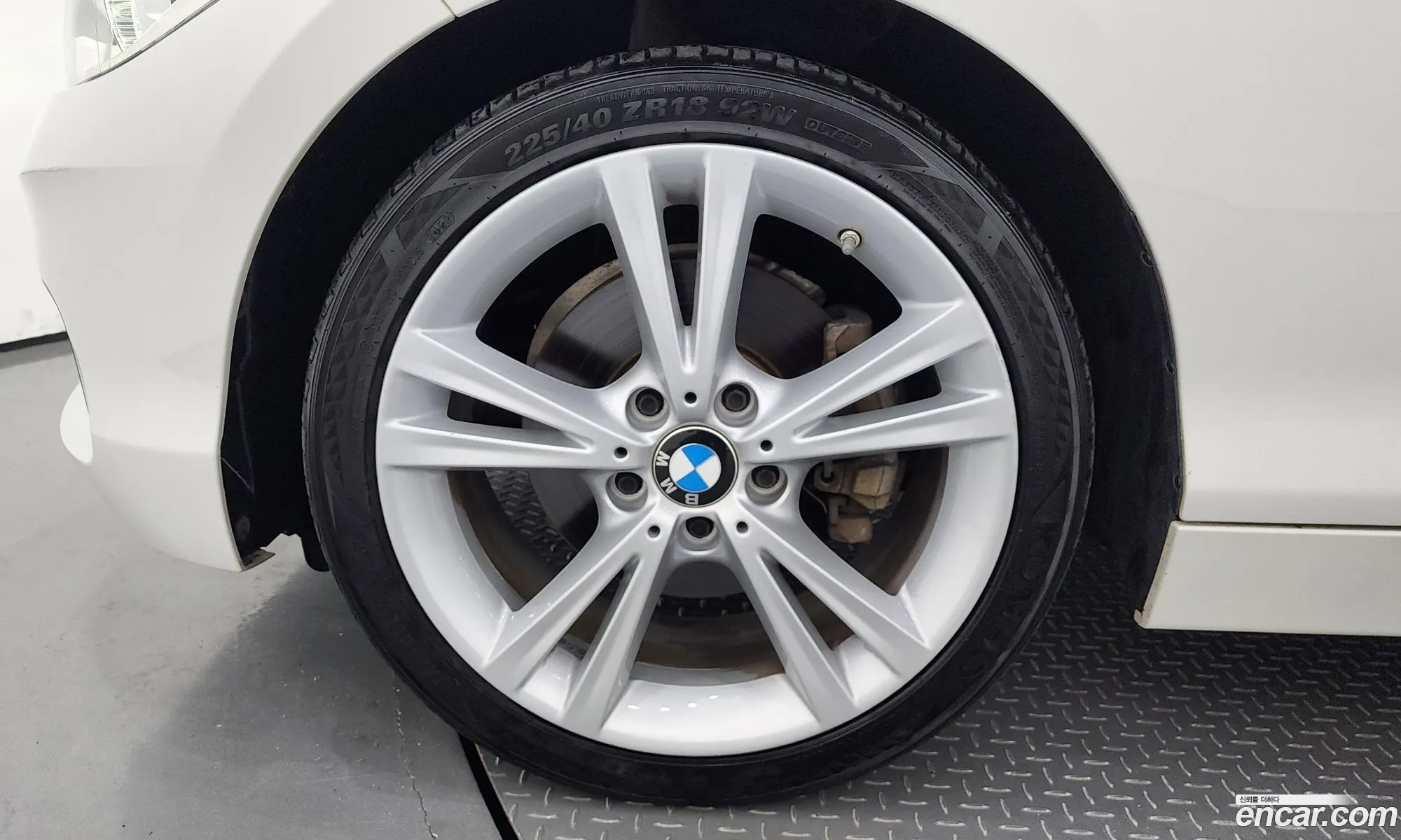 BMW 1 Series F20 118D Sports Special Edition 5-Door - фотография 7553766