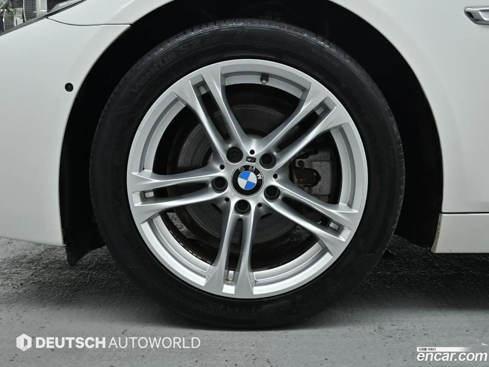 BMW 5 Series F10 520D xDrive M Aerodynamics - фотография 7325170