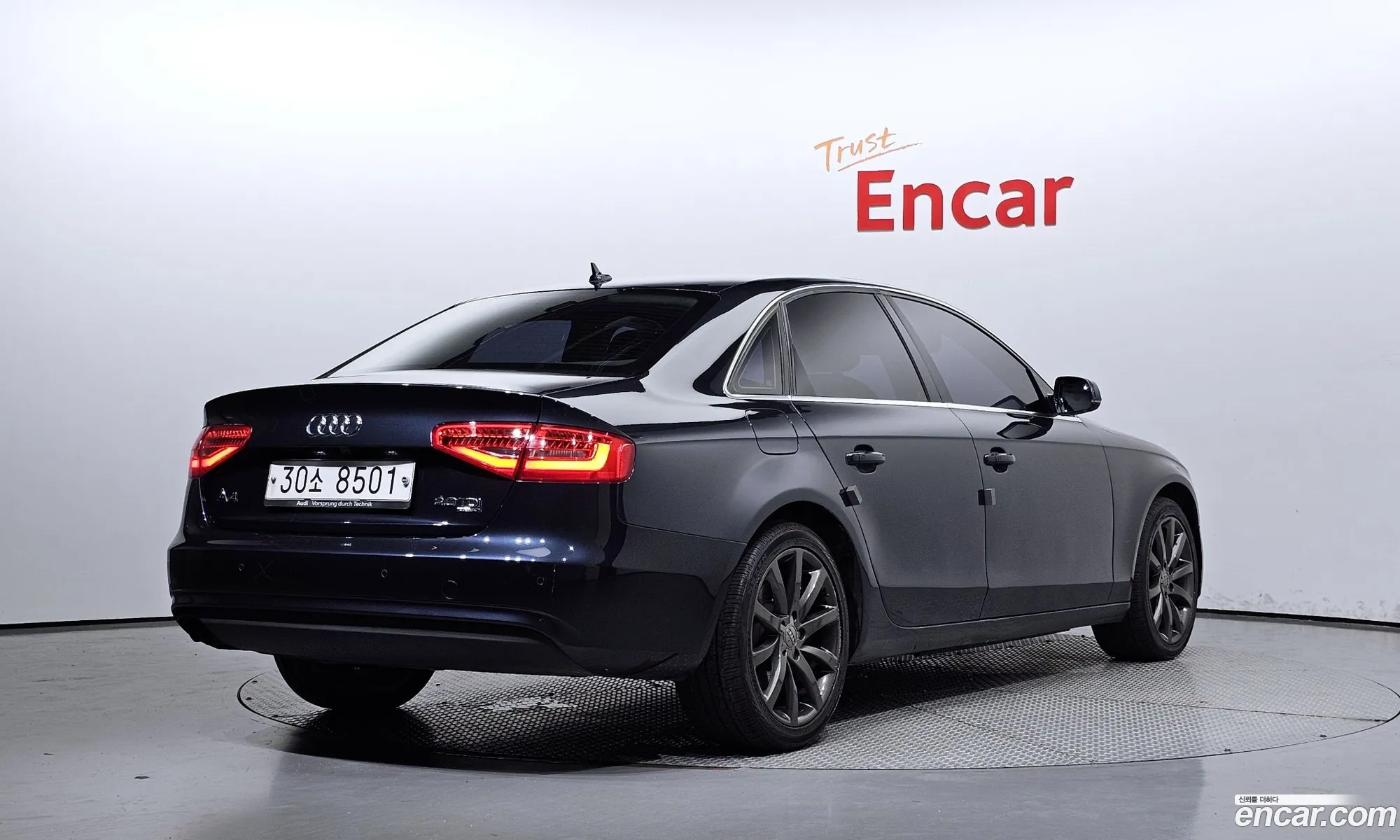 Audi New A4 20 Tdi Quattro Dynamic B8 - фотография 377429