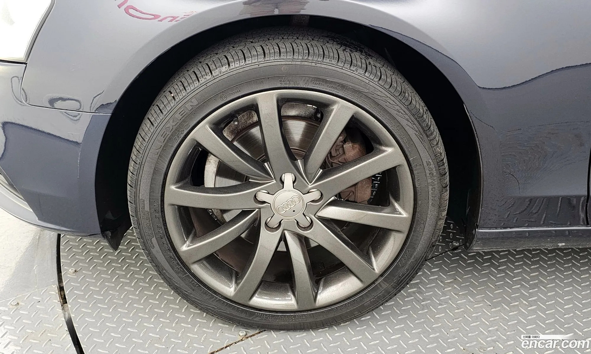 Audi New A4 20 Tdi Quattro Dynamic B8 - фотография 377432