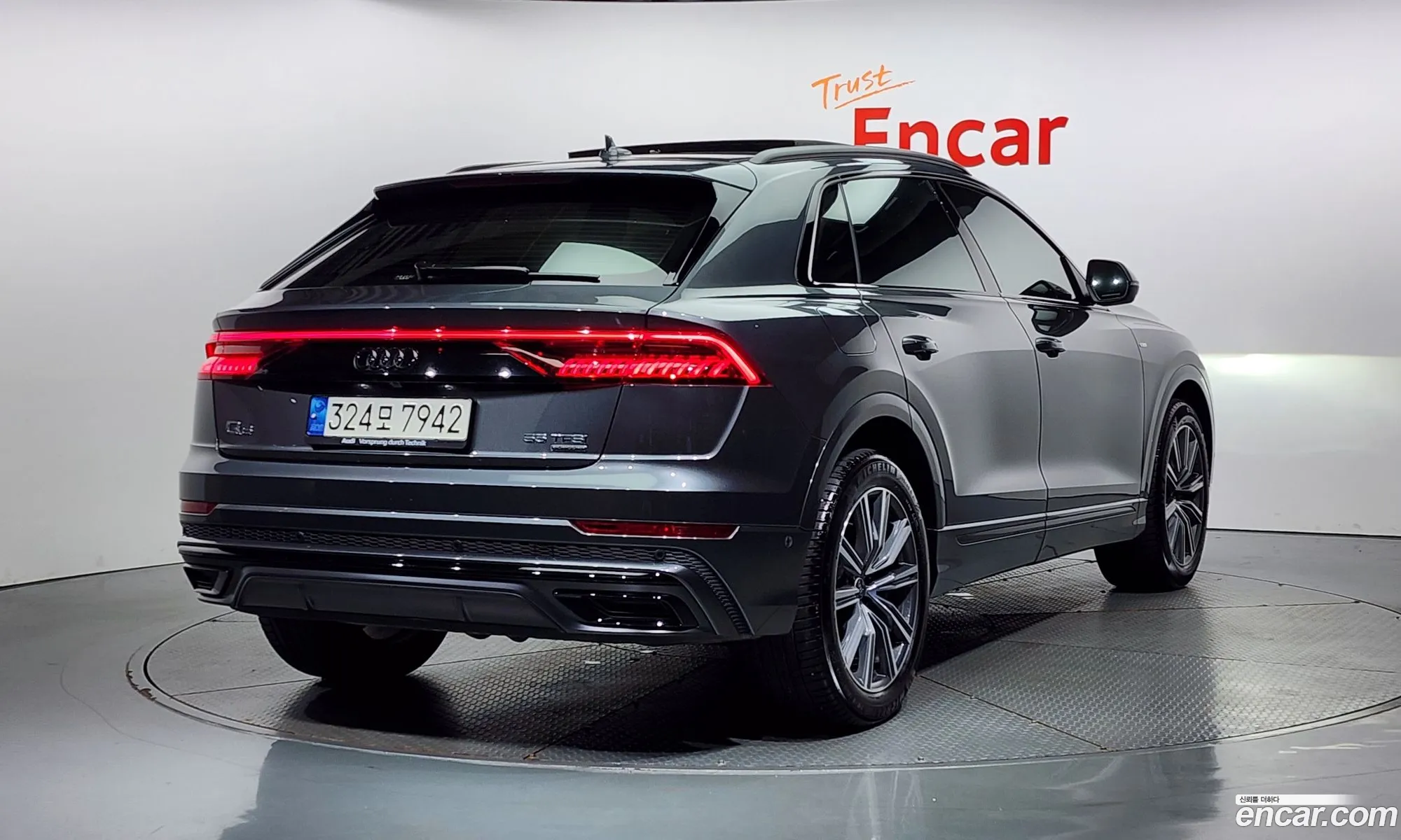 Audi Q8 4M 55 Tfsi Quattro Premium - фотография 202650