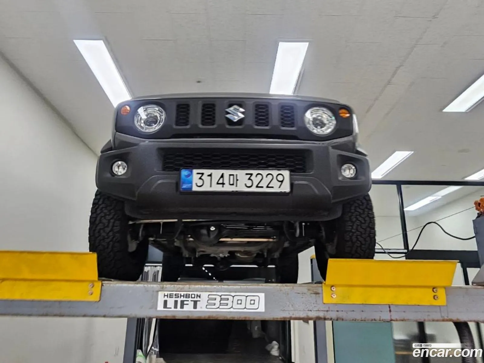Suzuki Jimny 15 - фотография 3489775