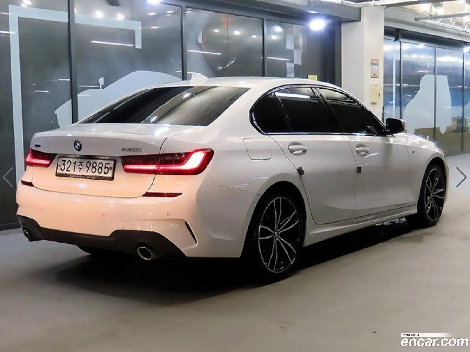 BMW 3 Series G20 330I xDrive M Sports - фотография 7030019