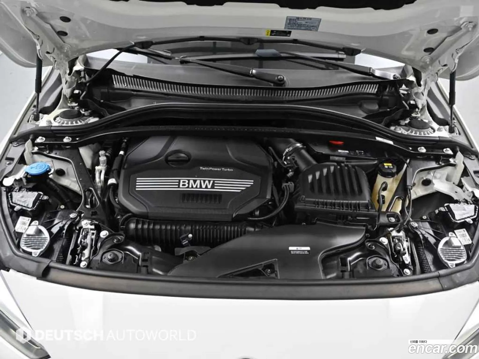 BMW 2 Series Gran Coupe F44 220I M Sports - фотография 17859473