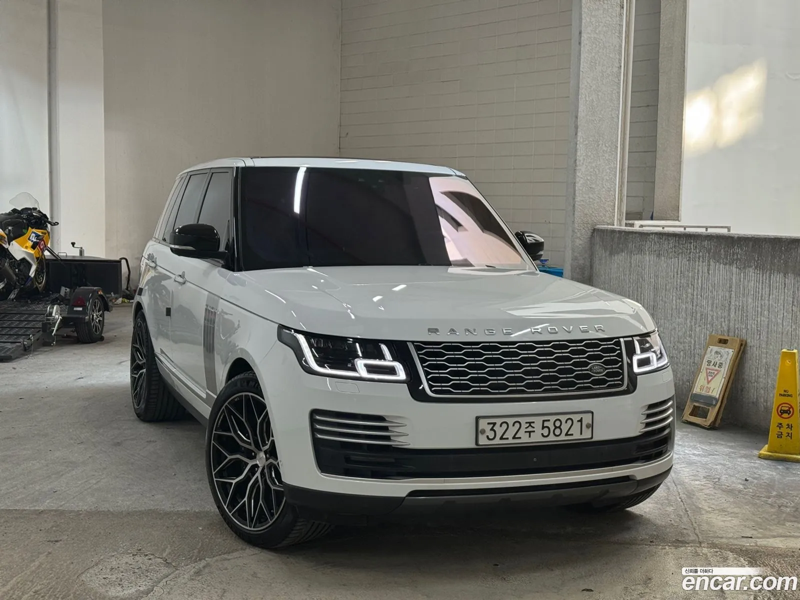Land Rover Range Rover 4Th Generation 44 Sdv8 Ab Diesel - фотография 7310776