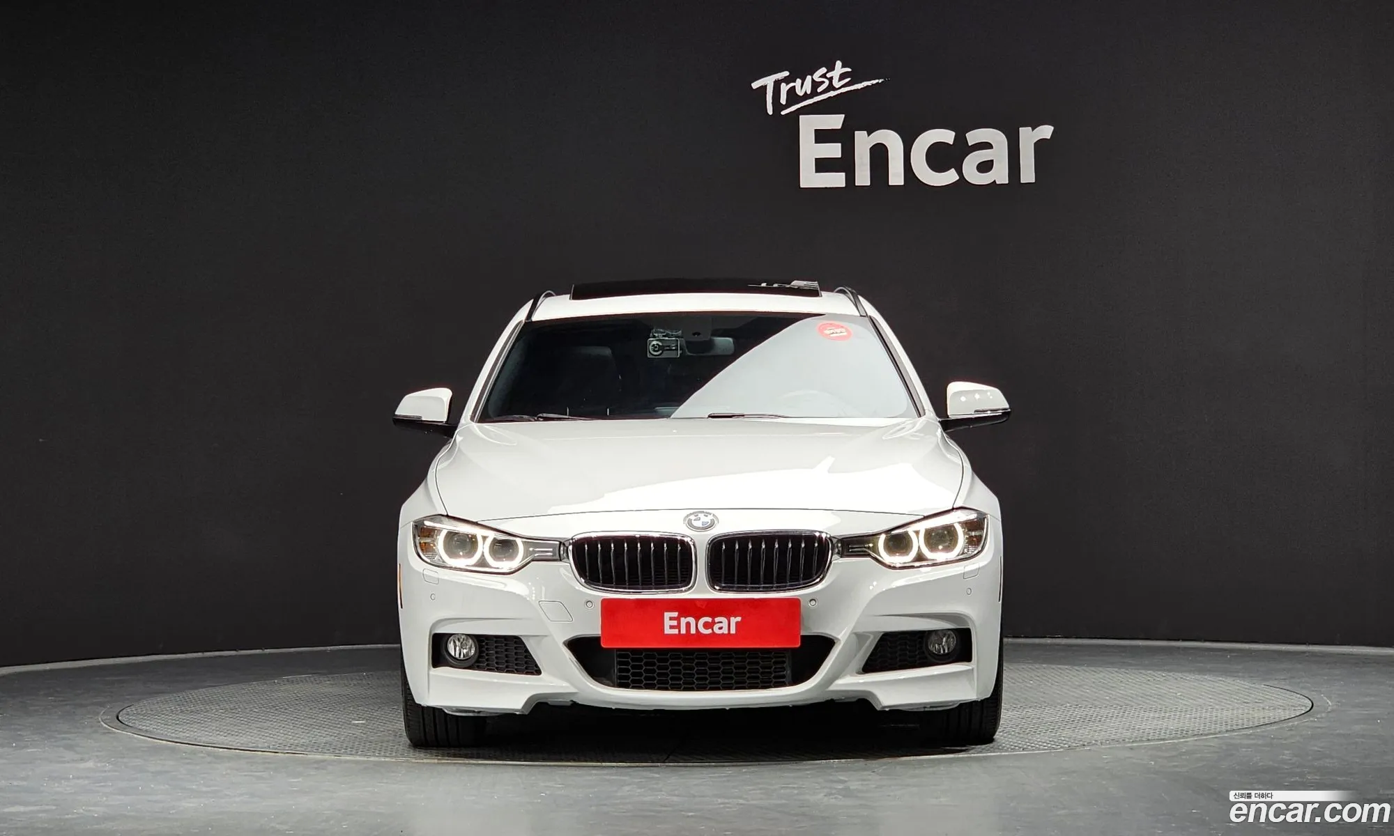 BMW 3 Series F30 320D Touring M Sports - фотография 17878328