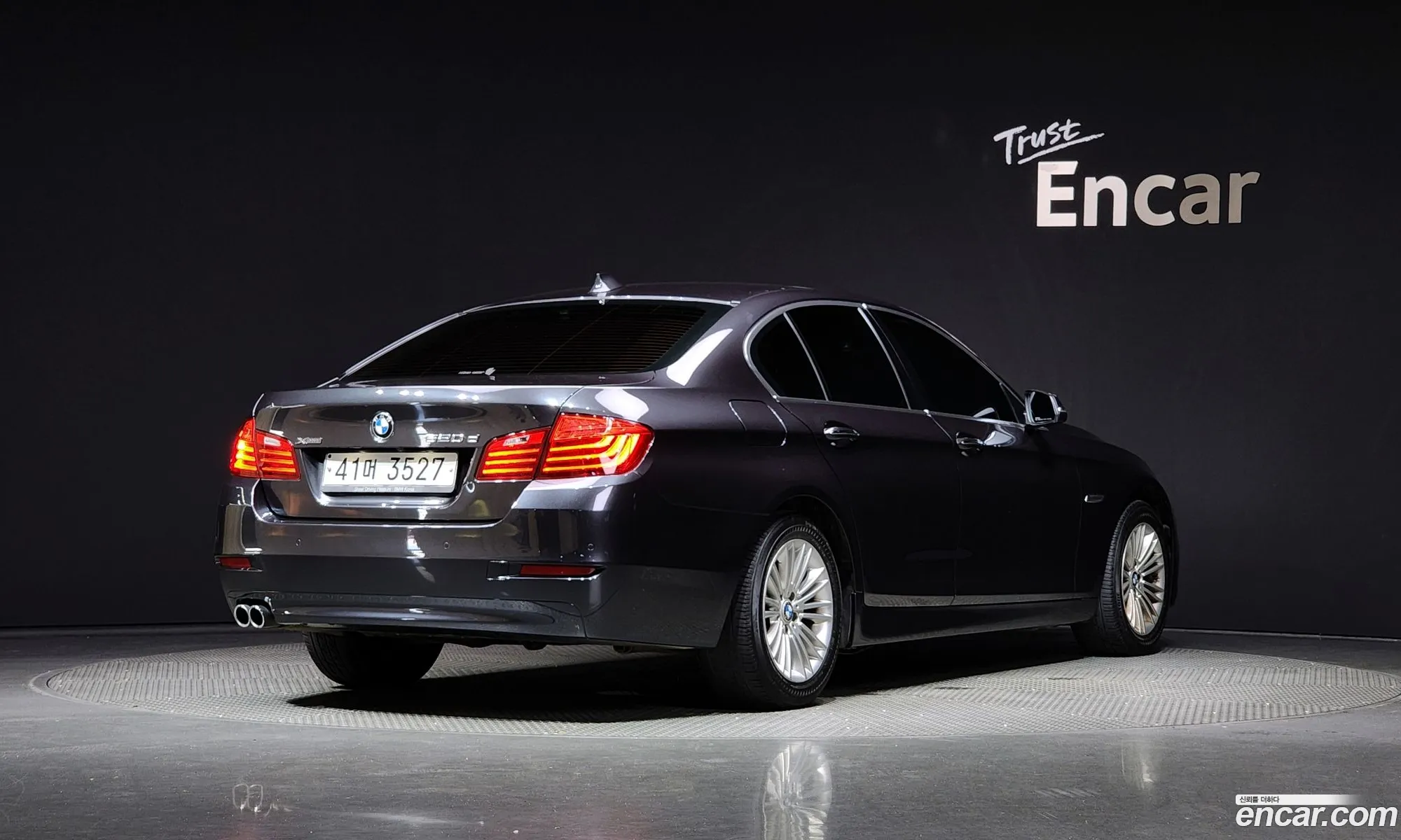 BMW 5 Series F10 520D xDrive - фотография 18125736