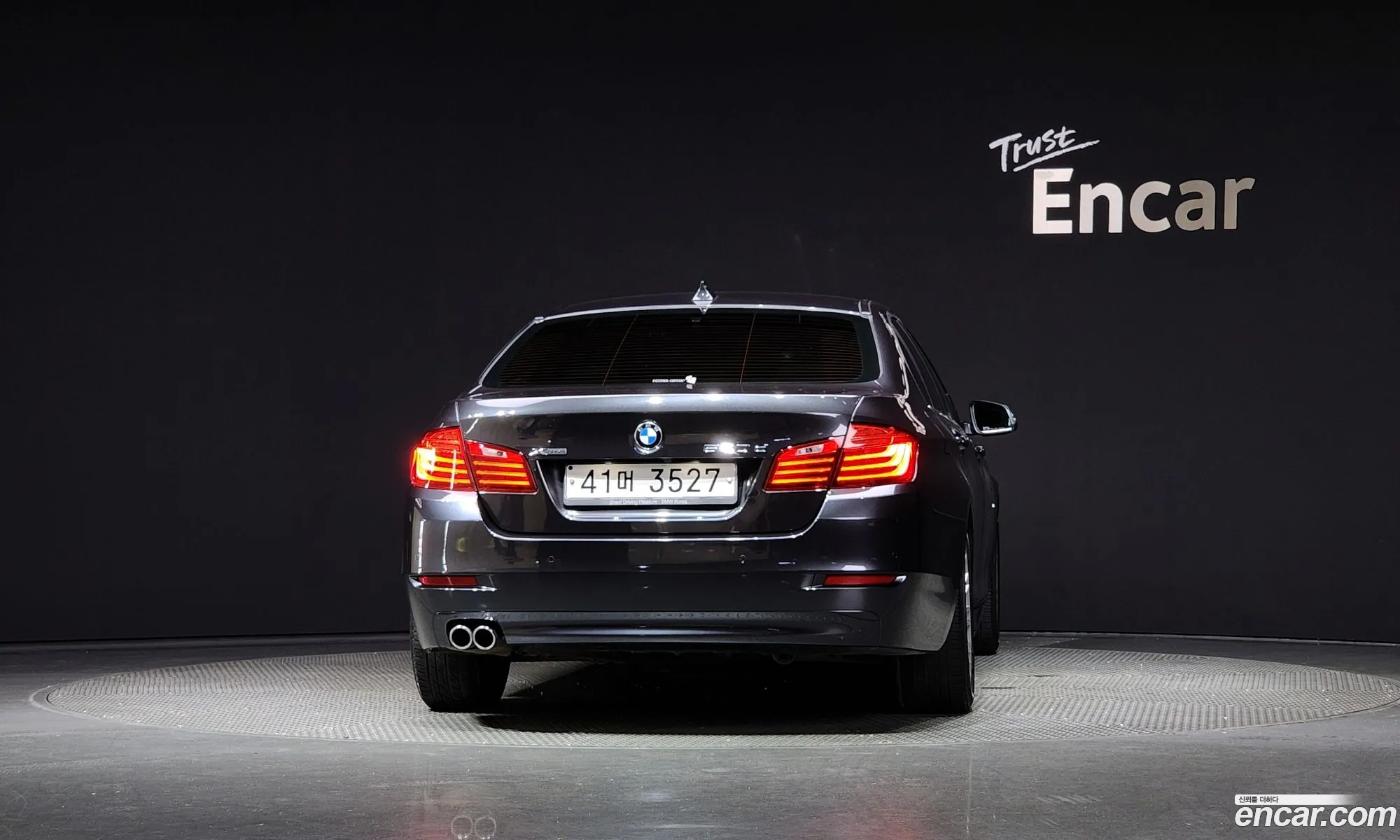 BMW 5 Series F10 520D xDrive - фотография 18125738
