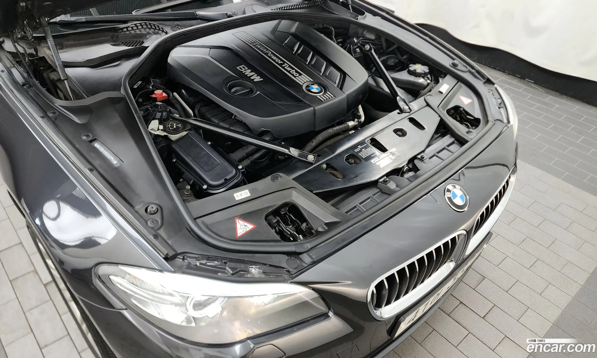 BMW 5 Series F10 520D xDrive - фотография 18125740