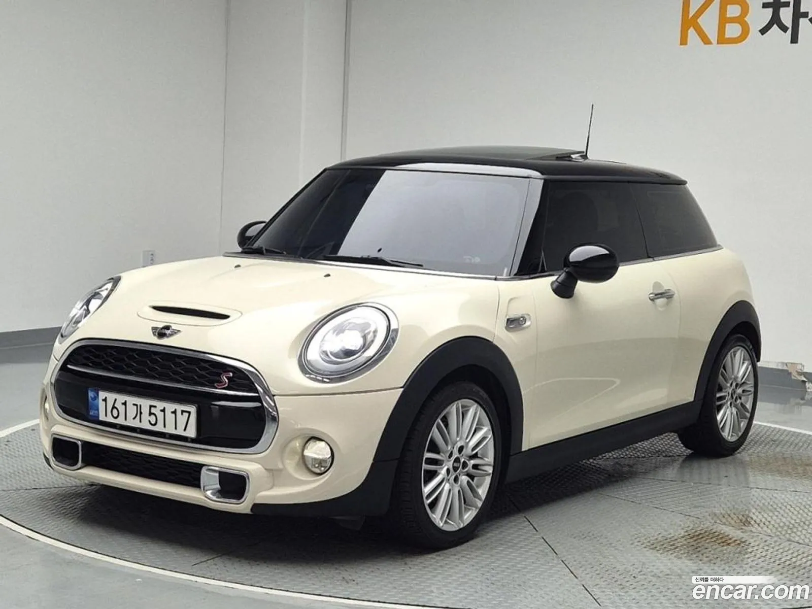 Mini Cooper S Basic 3Rd Generation - фотография 689807