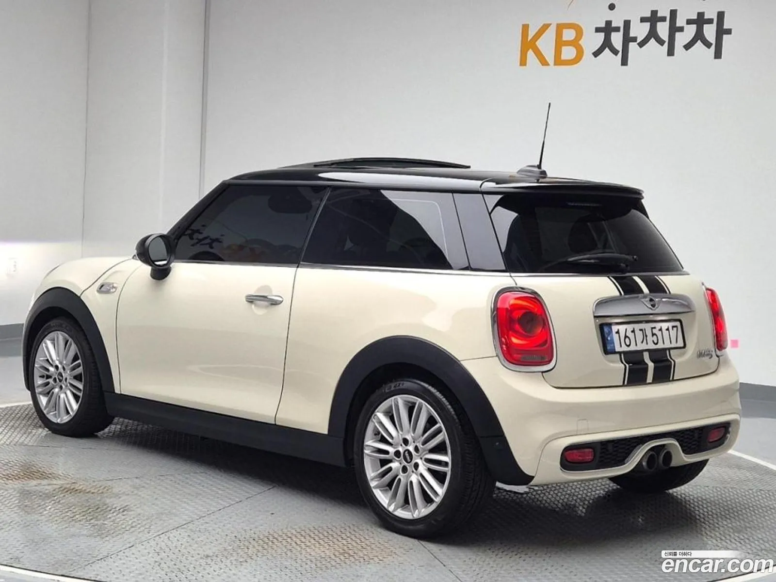 Mini Cooper S Basic 3Rd Generation - фотография 689808