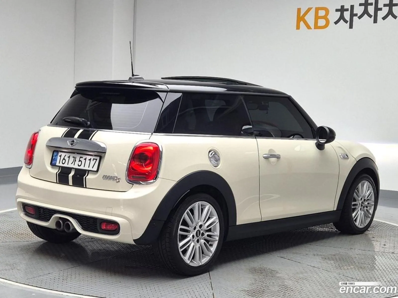 Mini Cooper S Basic 3Rd Generation - фотография 689810